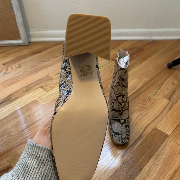 Booties - Picture 4 of 4